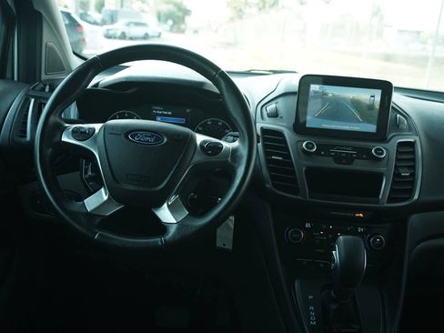Used 2021 Ford Transit Connect XLT FWD image 17