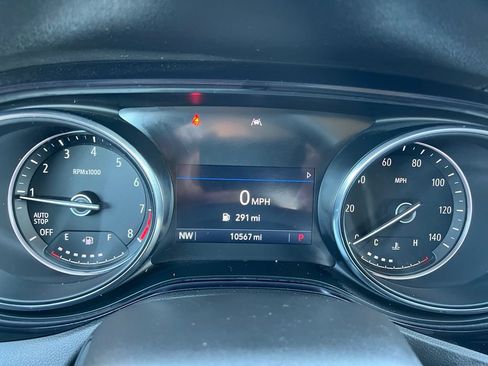 Used 2021 Buick Encore GX Preferred w/ Cold Weather Comfort Package FWD image 26