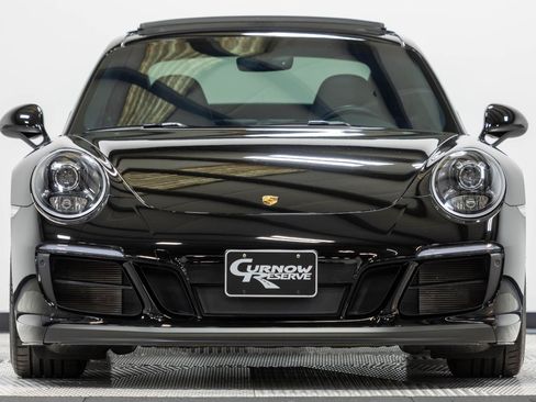 Used 2019 Porsche 911 Carrera GTS RWD image 4