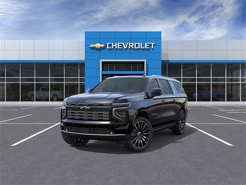 New 2026 Chevrolet Suburban High Country image 8