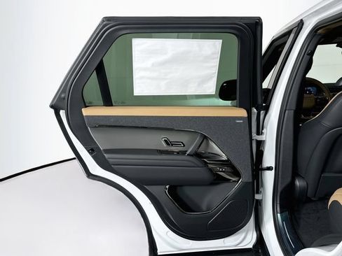 New 2026 Land Rover Range Rover Sport Dynamic SE AWD/4WD image 22