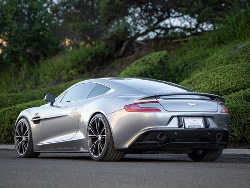 Used 2014 Aston Martin Vanquish Coupe image 49