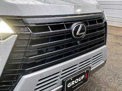 Used 2024 Lexus GX 550 AWD/4WD image 30