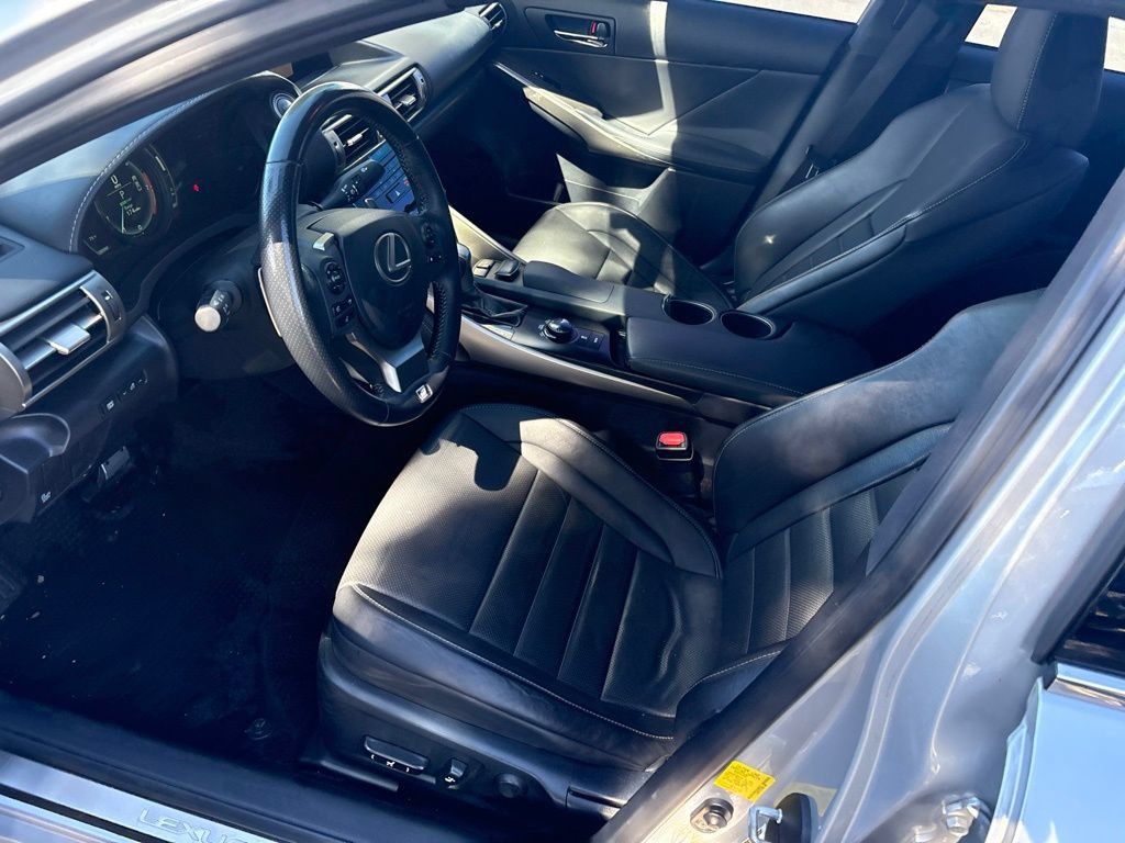 Used 2014 Lexus IS 250 w/ F-Sport Package RWD image 18