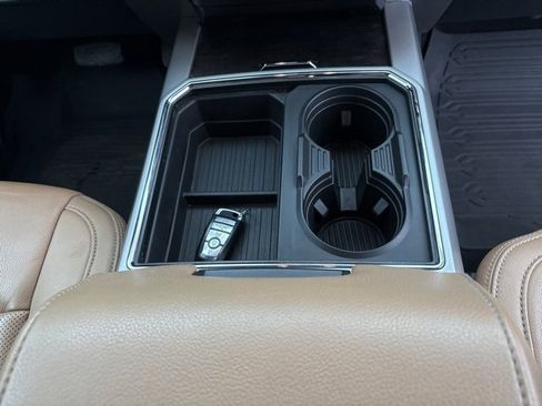 Used 2022 Ford F250 Lariat w/ Lariat Ultimate Package image 14