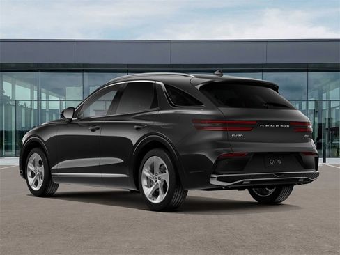 Used 2026 Genesis GV70 2.5T Advanced image 5