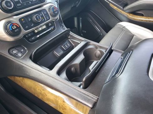 Used 2016 GMC Yukon Denali w/ Open Road Package AWD/4WD image 31