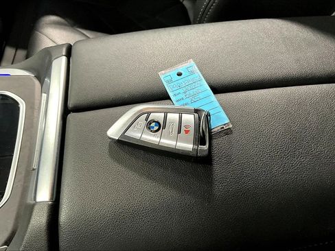 Used 2023 BMW X5 sDrive40i w/ Premium Package image 13