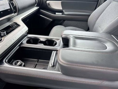 Certified 2025 Ford Expedition Max Active RWD image 26