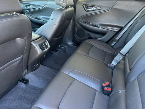 Used 2022 Chevrolet Malibu Premier FWD image 16