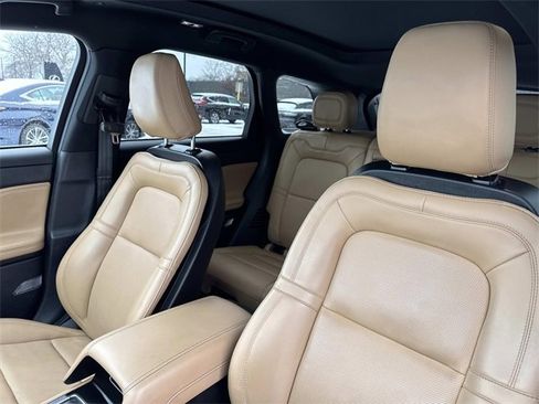 Used 2022 Lincoln Corsair Reserve w/ Equipment Group 201A image 32