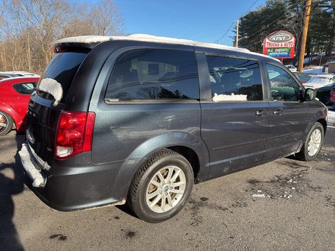 Used 2014 Dodge Grand Caravan SXT image 7