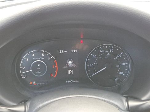 Used 2023 Nissan Kicks SV FWD image 13