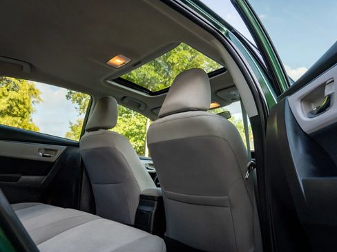 Used 2014 Toyota Corolla LE w/ Driver Convenience Package FWD image 17