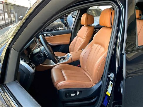 Used 2022 BMW X5 sDrive40i w/ M Sport Package image 8