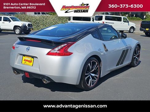 Used 2020 Nissan 370Z w/ Sport Package image 5