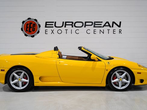 Used 2002 Ferrari 360 Spider RWD image 5