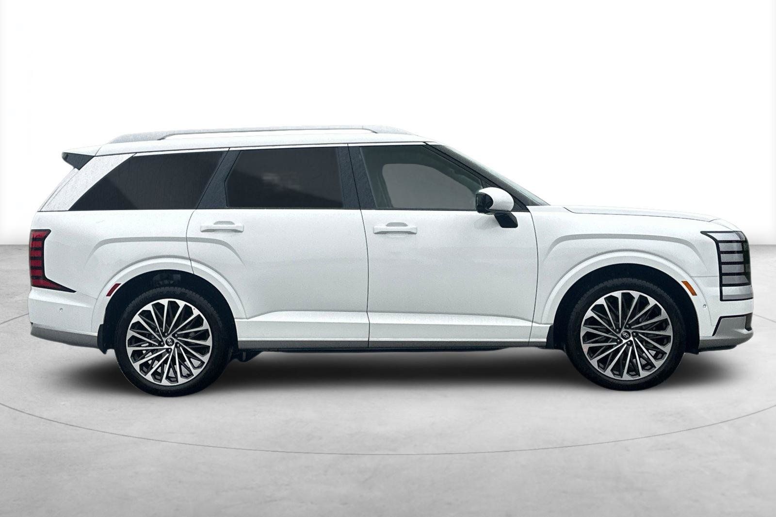 Used 2026 Hyundai Palisade Calligraphy AWD/4WD image 9
