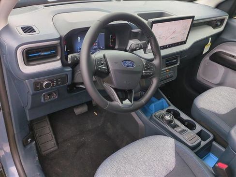 New 2025 Ford Maverick XLT w/ XLT Luxury Package image 3