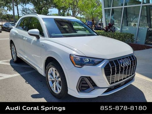 Used 2022 Audi Q3 2.0T Premium AWD/4WD image 2