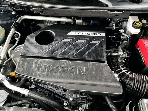 Certified 2024 Nissan Rogue SV FWD image 32
