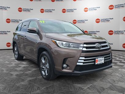 Used 2017 Toyota Highlander Limited Platinum