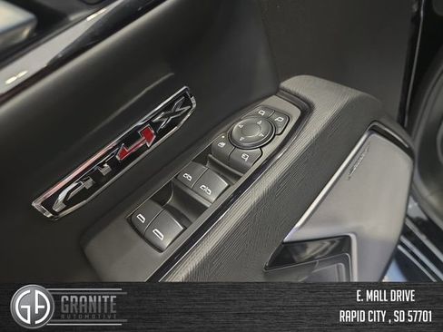 Used 2025 GMC Sierra 1500 AT4X AWD/4WD image 11
