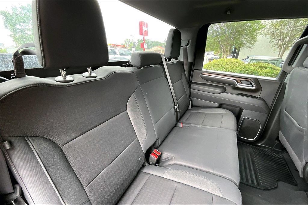 Used 2026 Chevrolet Silverado 3500 LT AWD/4WD image 26