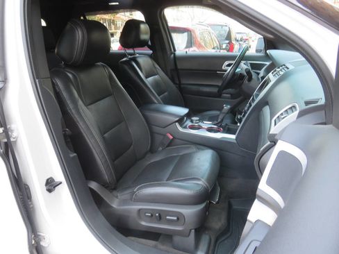 Used 2015 Ford Explorer Sport w/ Equipment Group 401A image 11