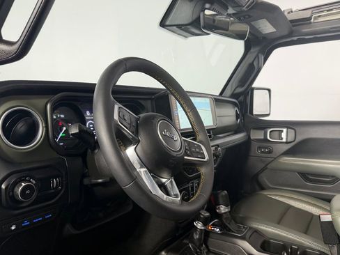 Used 2024 Jeep Wrangler High Altitude AWD/4WD image 23