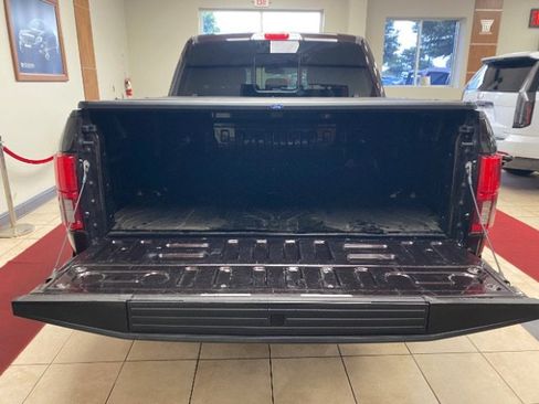 Used 2019 Ford F150 Platinum w/ Equipment Group 701A Luxury RWD image 6