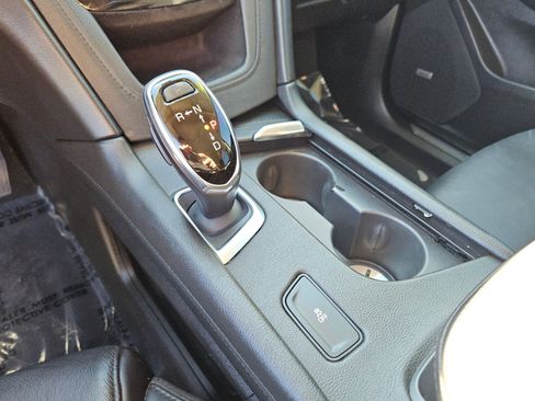 Used 2018 Cadillac XT5 Luxury w/ Driver Awareness Package image 13