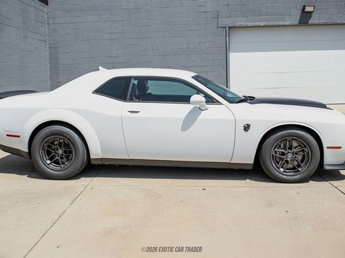 Used 2023 Dodge Challenger SRT Hellcat Redeye RWD image 9