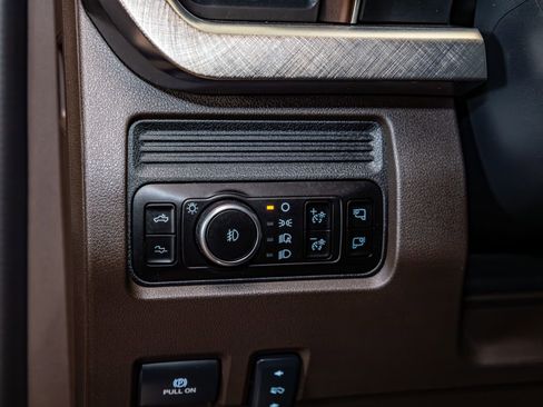 Used 2026 Ford F250 King Ranch w/ Chrome Package image 18