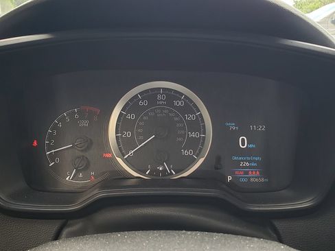 Used 2020 Toyota Corolla LE FWD image 10