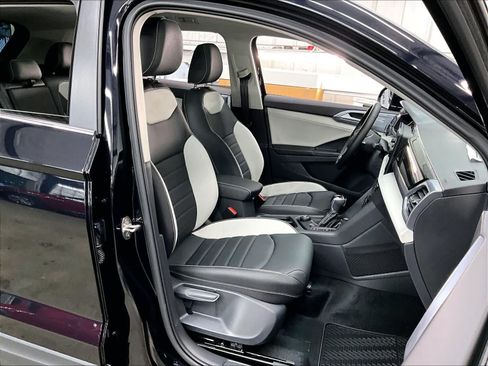 New 2026 Volkswagen Taos SEL AWD/4WD image 12
