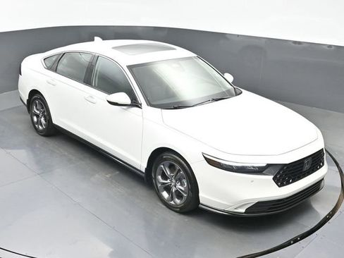 Used 2023 Honda Accord EX-L image 35