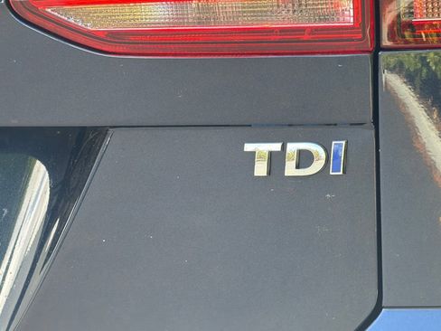 Used 2015 Volkswagen Golf TDI SEL FWD image 27
