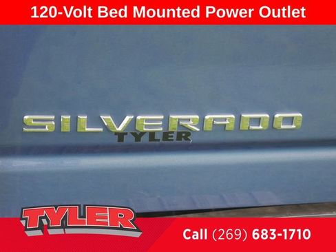 Used 2024 Chevrolet Silverado 2500 High Country w/ High Country Premium Package AWD/4WD image 16