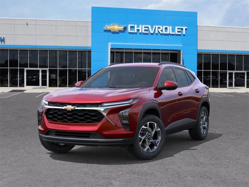 New 2026 Chevrolet Trax LT w/ Driver Confidence Package image 30