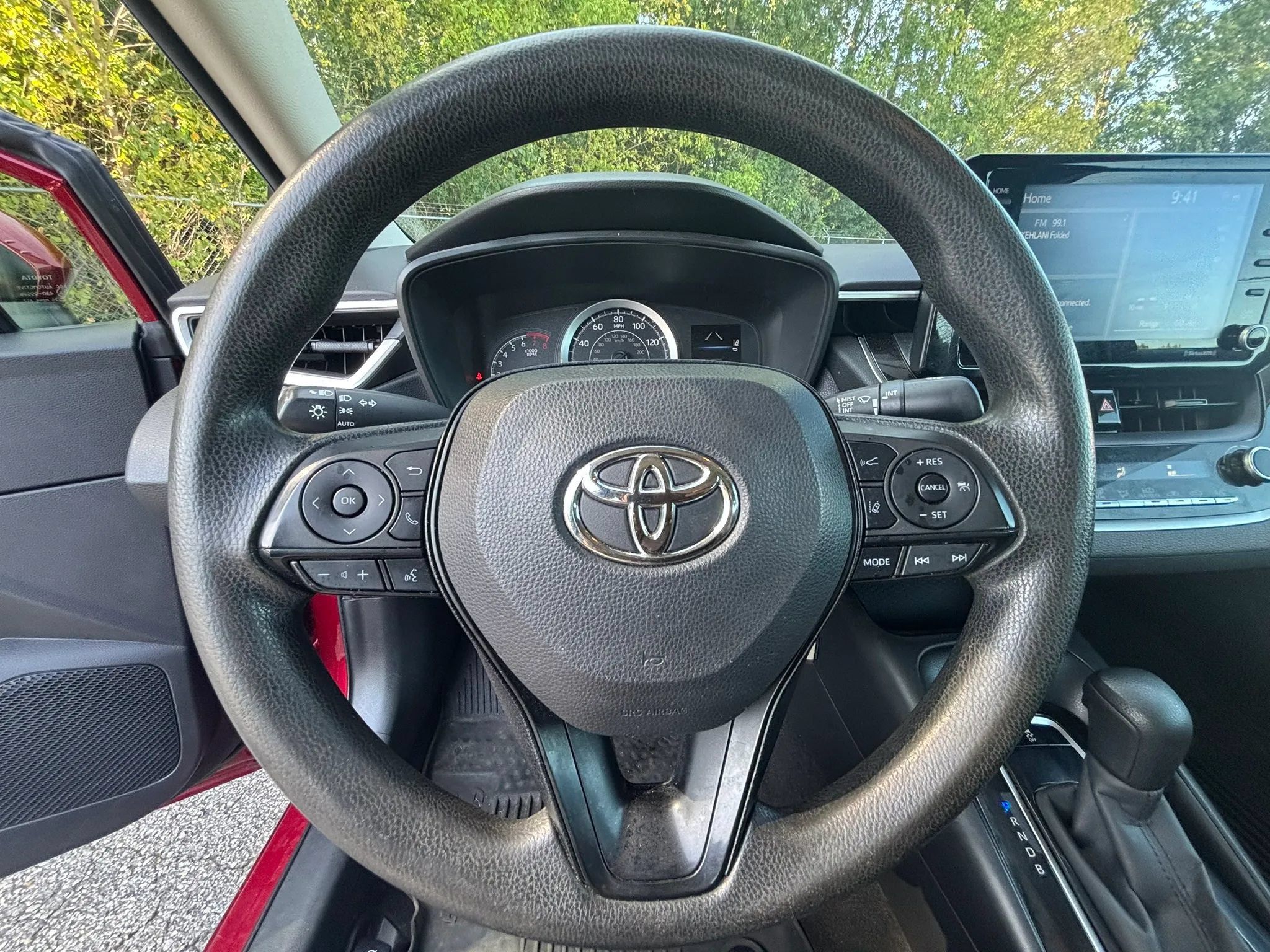 Used 2022 Toyota Corolla LE FWD image 13