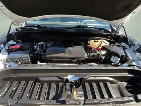Used 2024 GMC Sierra 1500 SLT image 32