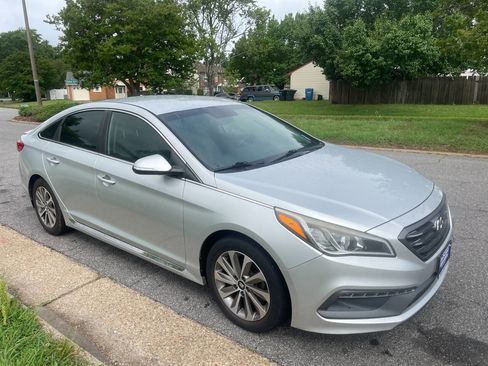 Used 2015 Hyundai Sonata Sport image 8