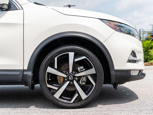 Used 2022 Nissan Rogue Sport SL w/ Premium Package AWD/4WD image 9
