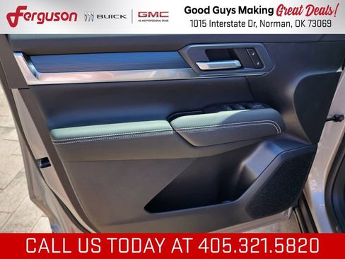 New 2027 GMC Terrain Elevation w/ Black Edition FWD image 13