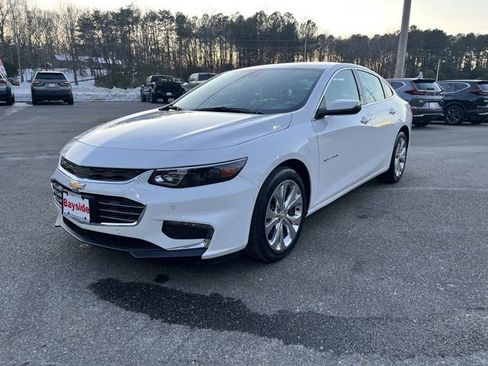 Used 2018 Chevrolet Malibu Premier w/ Driver Confidence Package image 7
