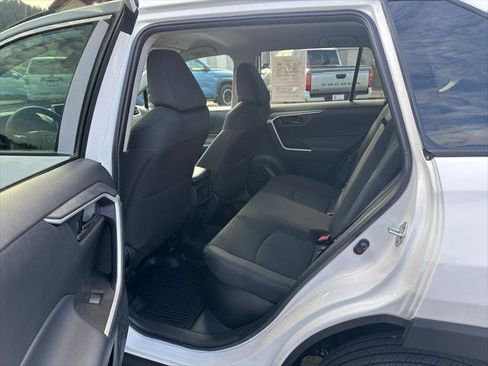 Certified 2025 Toyota RAV4 LE AWD/4WD image 15