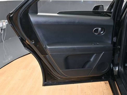 Used 2025 Hyundai Ioniq 5 SE RWD image 35