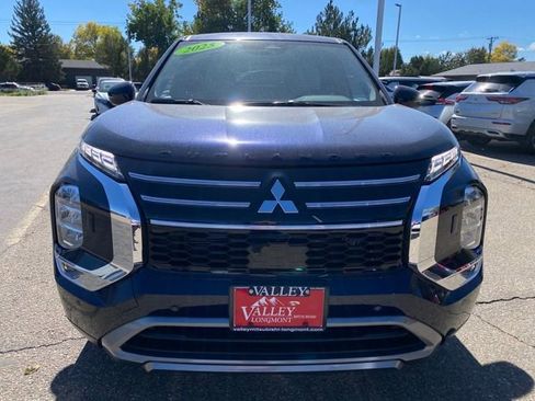 New 2025 Mitsubishi Outlander SE image 8