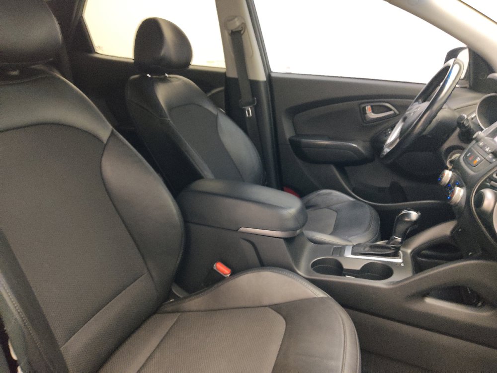 Used 2015 Hyundai Tucson SE FWD image 21